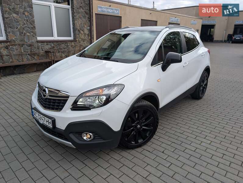 Внедорожник / Кроссовер Opel Mokka 2015 в Владимире