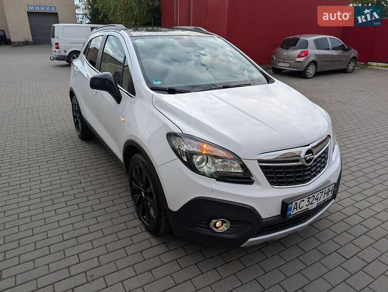 Внедорожник / Кроссовер Opel Mokka 2015 в Владимире