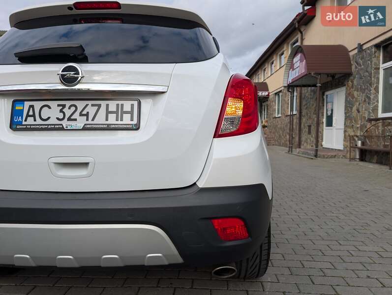 Внедорожник / Кроссовер Opel Mokka 2015 в Владимире