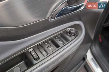 Позашляховик / Кросовер Opel Mokka 2015 в  фото 47 Позашляховик / Кросовер Opel Mokka 2015 в