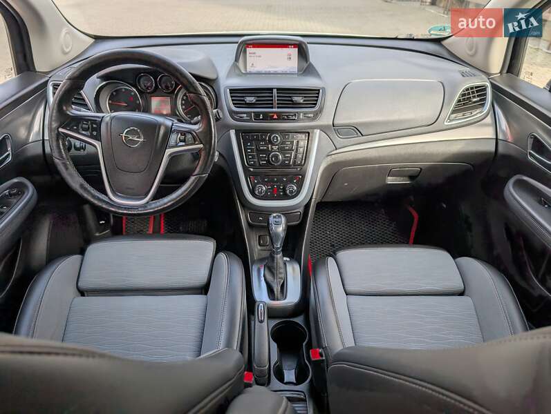 Внедорожник / Кроссовер Opel Mokka 2015 в Владимире