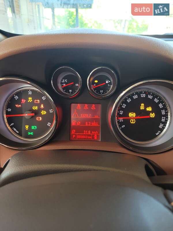 Внедорожник / Кроссовер Opel Mokka 2015 в Полтаве