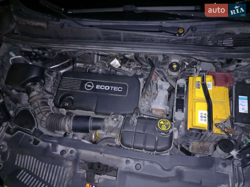 Внедорожник / Кроссовер Opel Mokka 2013 в Тернополе