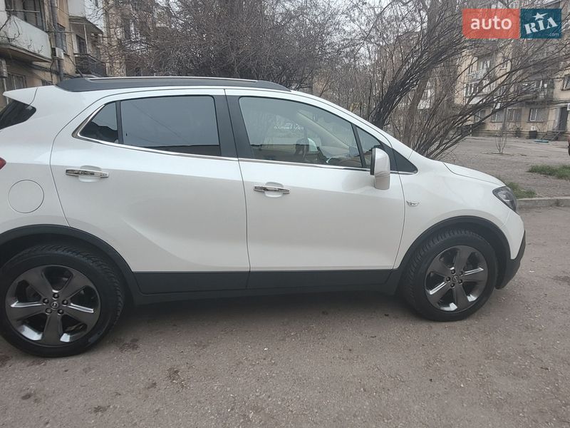 Позашляховик / Кросовер Opel Mokka 2013 в Одесі