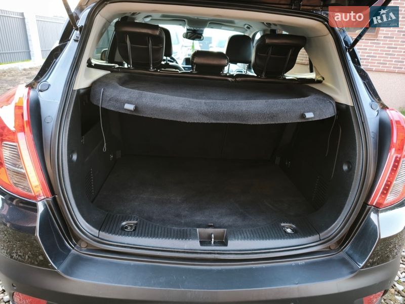 Позашляховик / Кросовер Opel Mokka 2015 в Коломиї