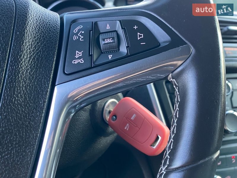 Позашляховик / Кросовер Opel Mokka 2015 в Коломиї