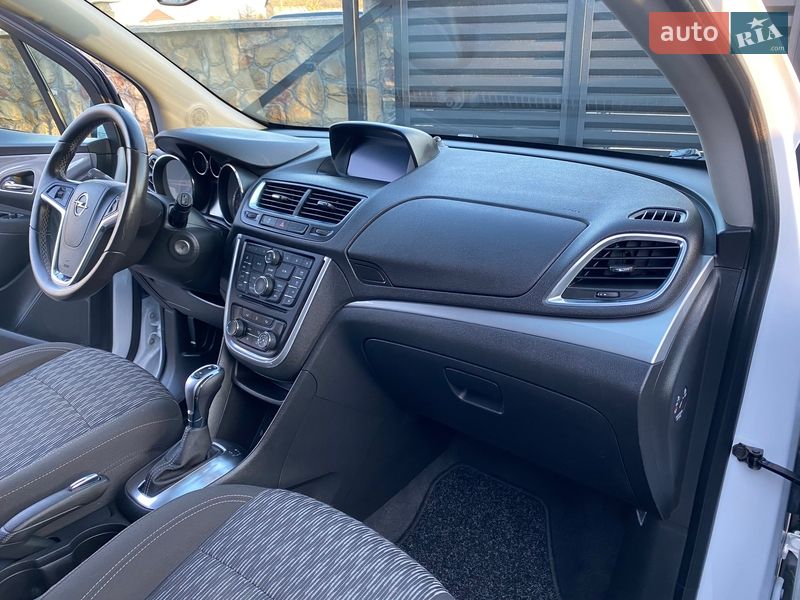 Позашляховик / Кросовер Opel Mokka 2015 в Коломиї