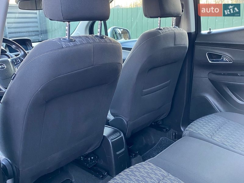 Позашляховик / Кросовер Opel Mokka 2015 в Коломиї