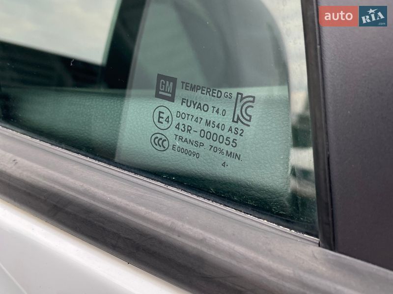 Позашляховик / Кросовер Opel Mokka 2015 в Коломиї