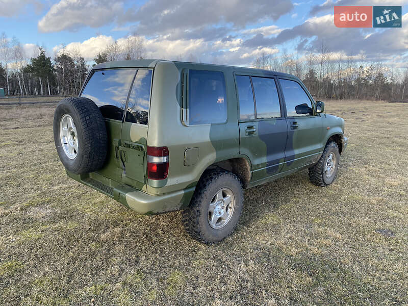 Позашляховик / Кросовер Opel Monterey 1997 в Рокитному