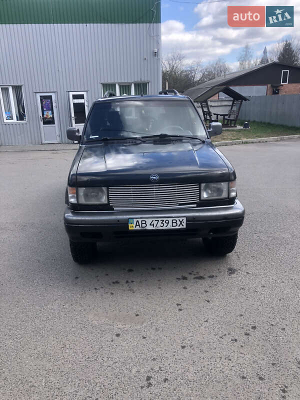 Opel Monterey 1995