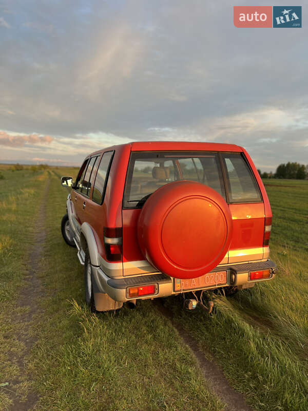 Внедорожник / Кроссовер Opel Monterey 1998 в Сарнах