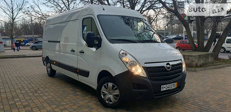 Вантажопасажирський фургон Opel Movano 2016 в Одесі