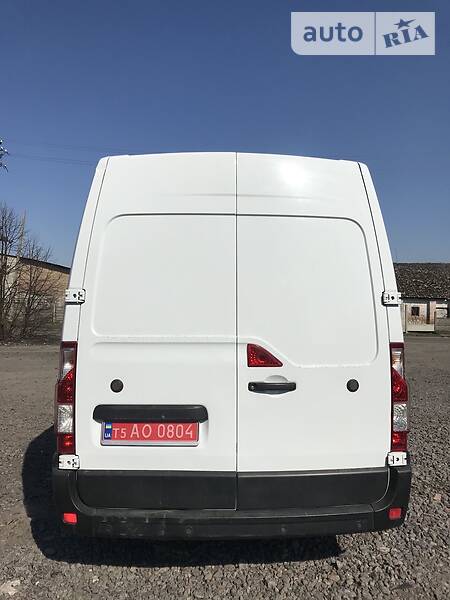 Вантажопасажирський фургон Opel Movano 2015 в Луцьку