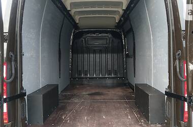 Вантажний фургон Opel Movano 2016 в Рівному