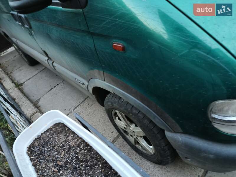 Другие автобусы Opel Movano 2002 в Кривом Роге