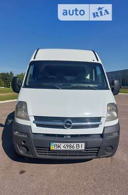 Вантажний фургон Opel Movano 2005 в Рівному