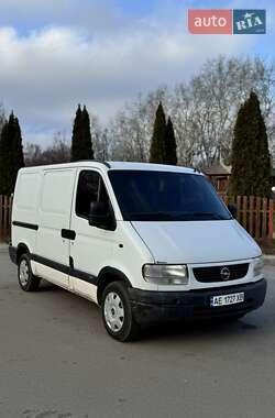 Вантажний фургон Opel Movano 2005 в Дніпрі