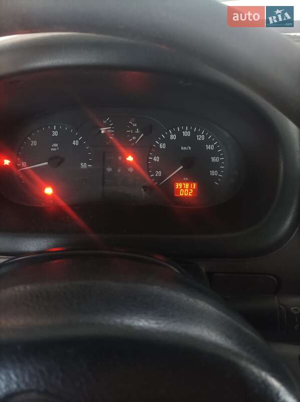 Микроавтобус Opel Movano 2001 в Черкассах