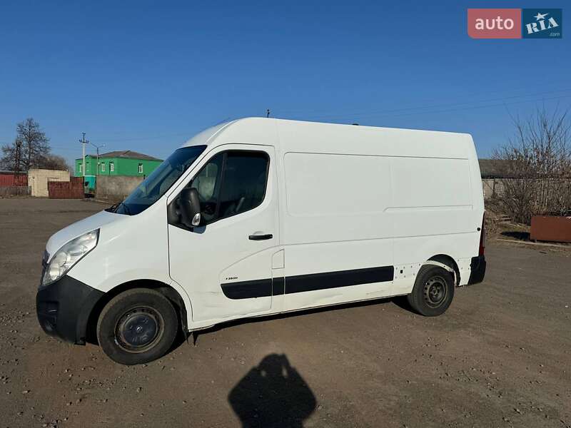 Грузопассажирский фургон Opel Movano 2016 в Сарнах