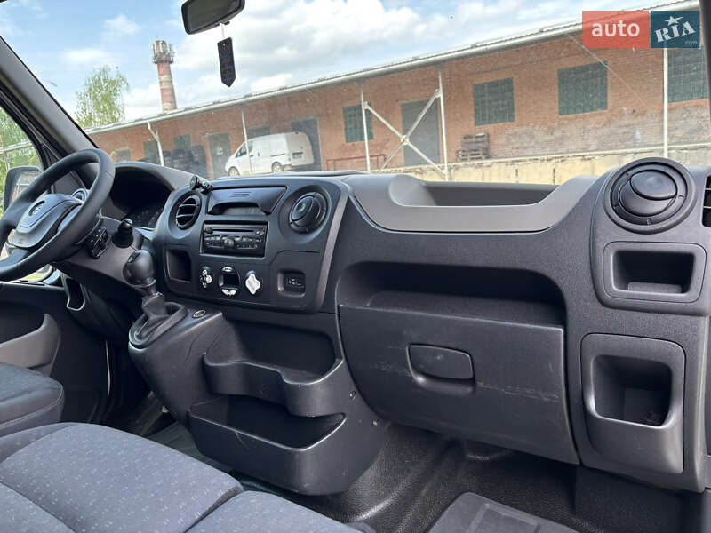 Вантажний фургон Opel Movano 2010 в Бориславі