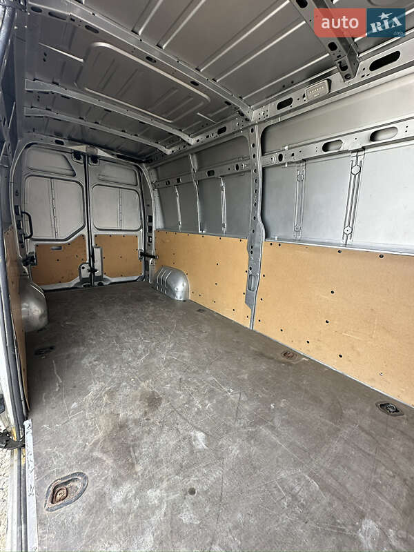 Вантажний фургон Opel Movano 2020 в Львові