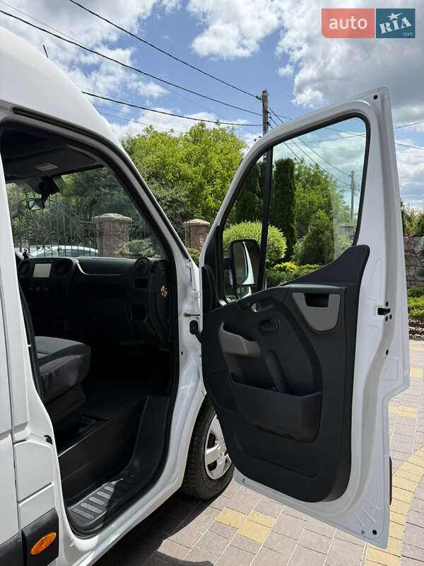 Вантажний фургон Opel Movano 2019 в Тернополі