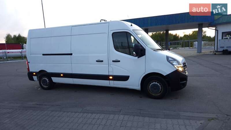 Вантажний фургон Opel Movano 2022 в Дніпрі