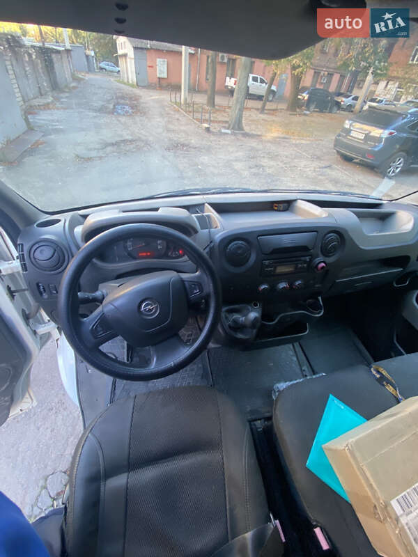 Грузовой фургон Opel Movano 2015 в Харькове