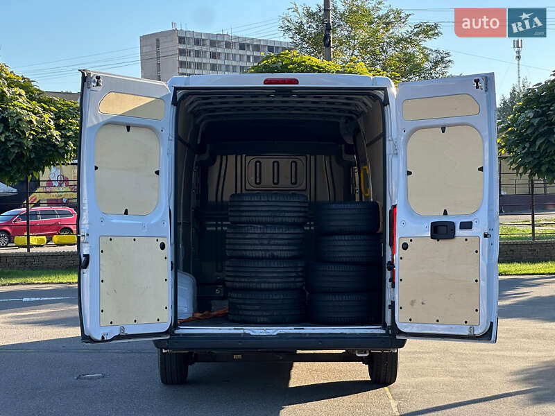 Грузовой фургон Opel Movano 2024 в Киеве