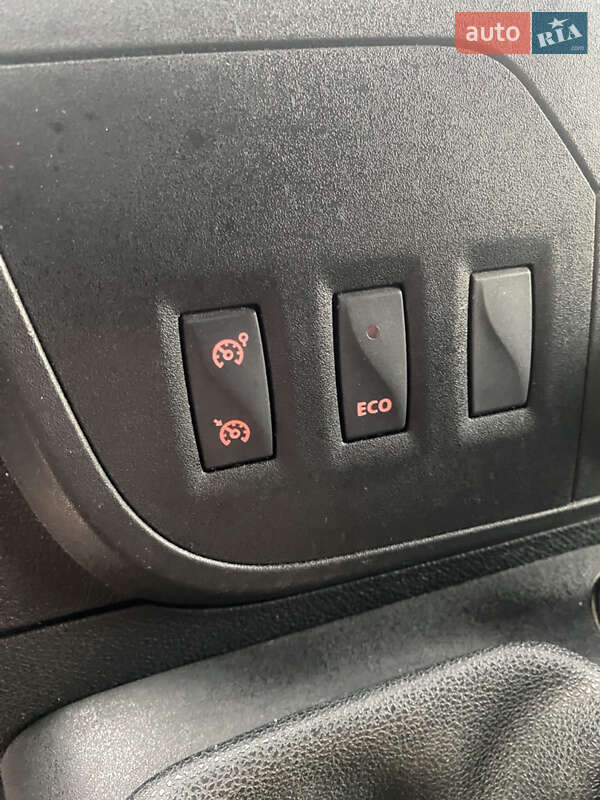 Грузовой фургон Opel Movano 2018 в Ивано-Франковске