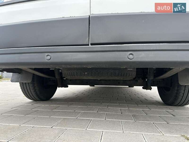 Вантажний фургон Opel Movano 2017 в Черкасах