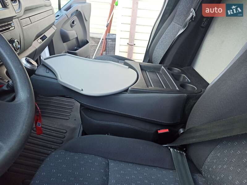 Вантажний фургон Opel Movano 2021 в Умані