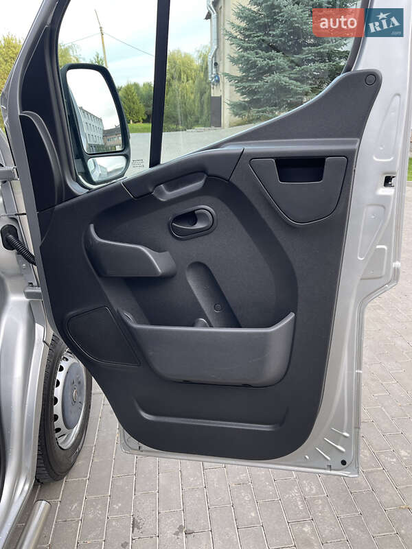 Вантажний фургон Opel Movano 2018 в Луцьку