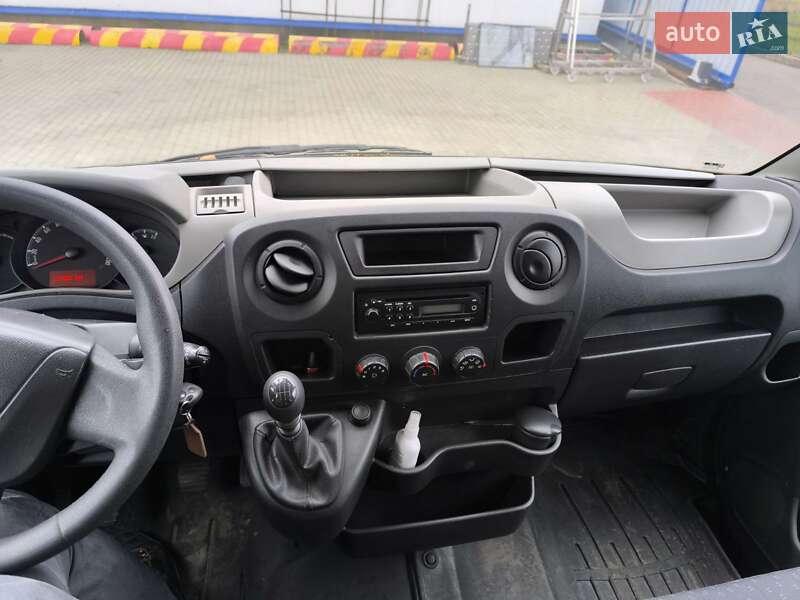 Грузовой фургон Opel Movano 2012 в Полтаве