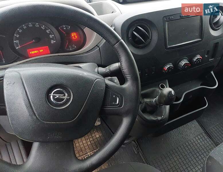 Грузовой фургон Opel Movano 2017 в Козове