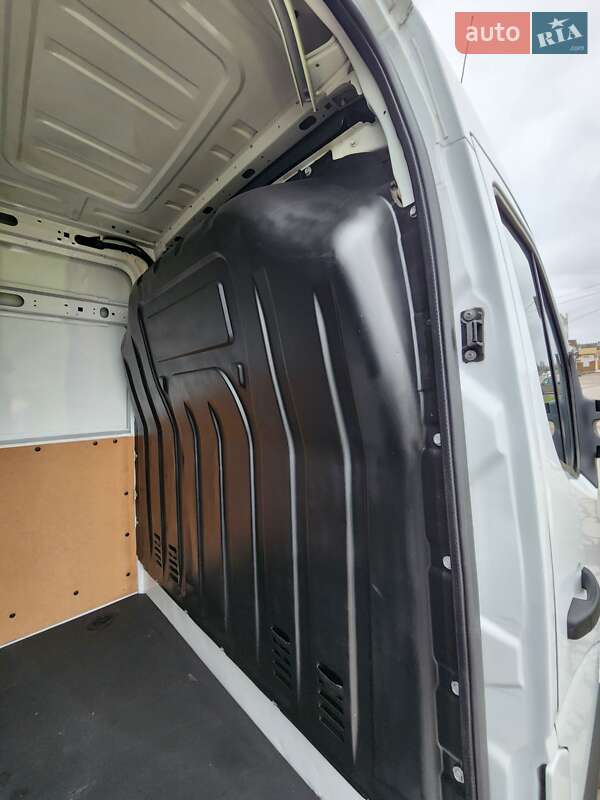 Грузовой фургон Opel Movano 2018 в Дубно