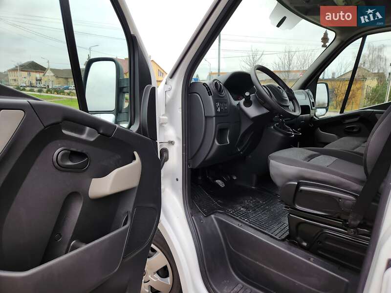 Грузовой фургон Opel Movano 2018 в Дубно