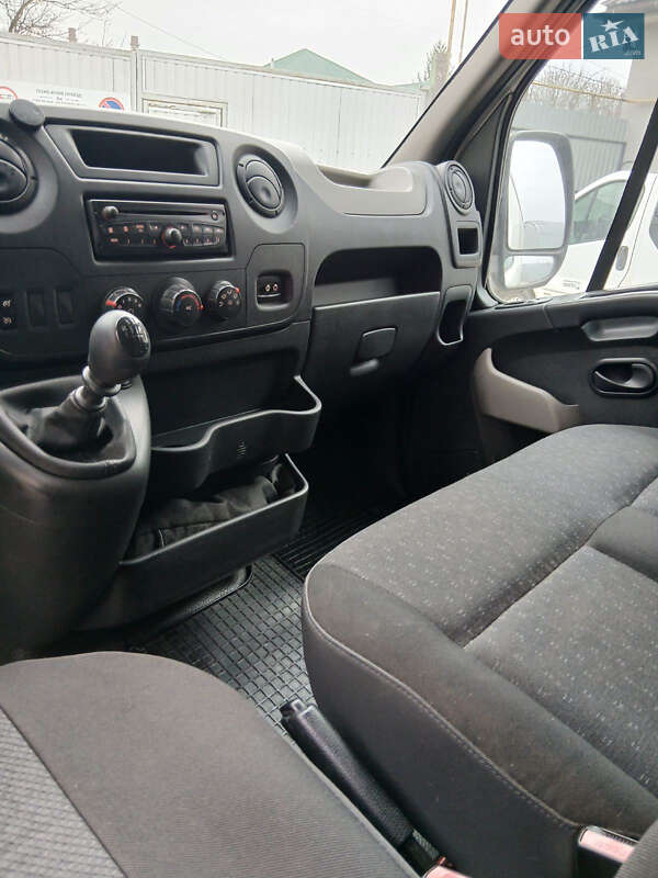 Вантажний фургон Opel Movano 2012 в Тернополі