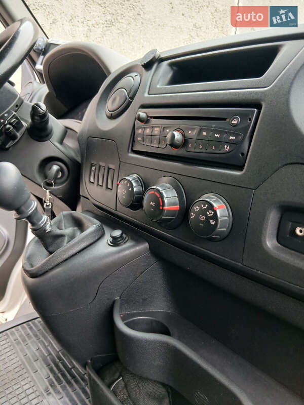 Вантажний фургон Opel Movano 2012 в Тернополі