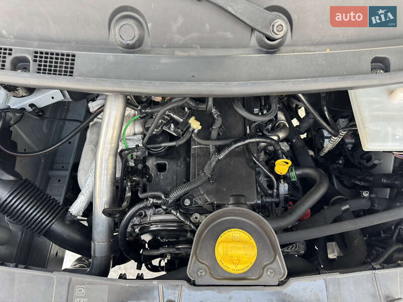 Вантажний фургон Opel Movano 2021 в Кореці