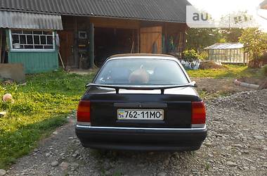 Седан Opel Omega 1989 в Калуше