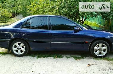 Седан Opel Omega 1997 в Каменском