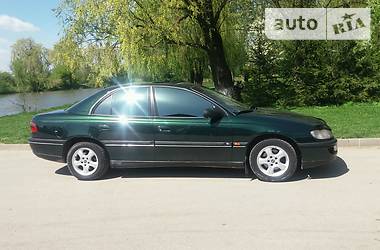 Седан Opel Omega 1994 в Ивано-Франковске