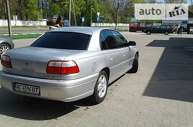 Седан Opel Omega 2000 в Луцке