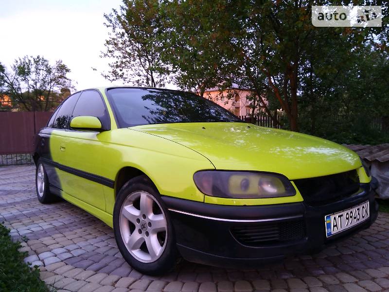 Седан Opel Omega 1995 в Ивано-Франковске