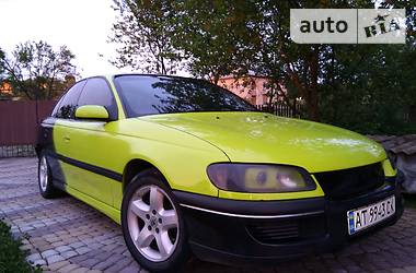 Седан Opel Omega 1995 в Ивано-Франковске