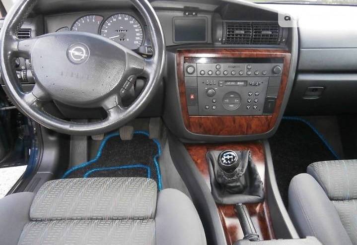 Універсал Opel Omega 2000 в Луцьку