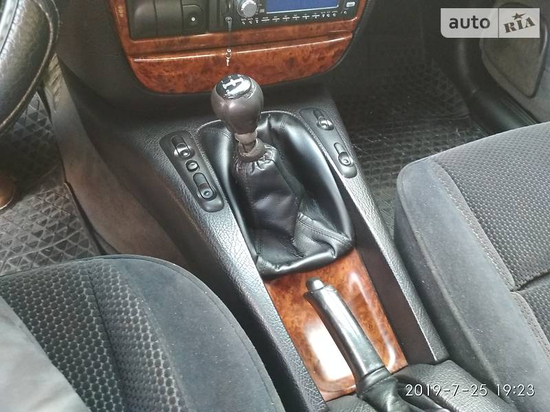 Седан Opel Omega 1999 в Луцке