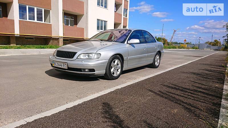 Седан Opel Omega 2003 в Львове